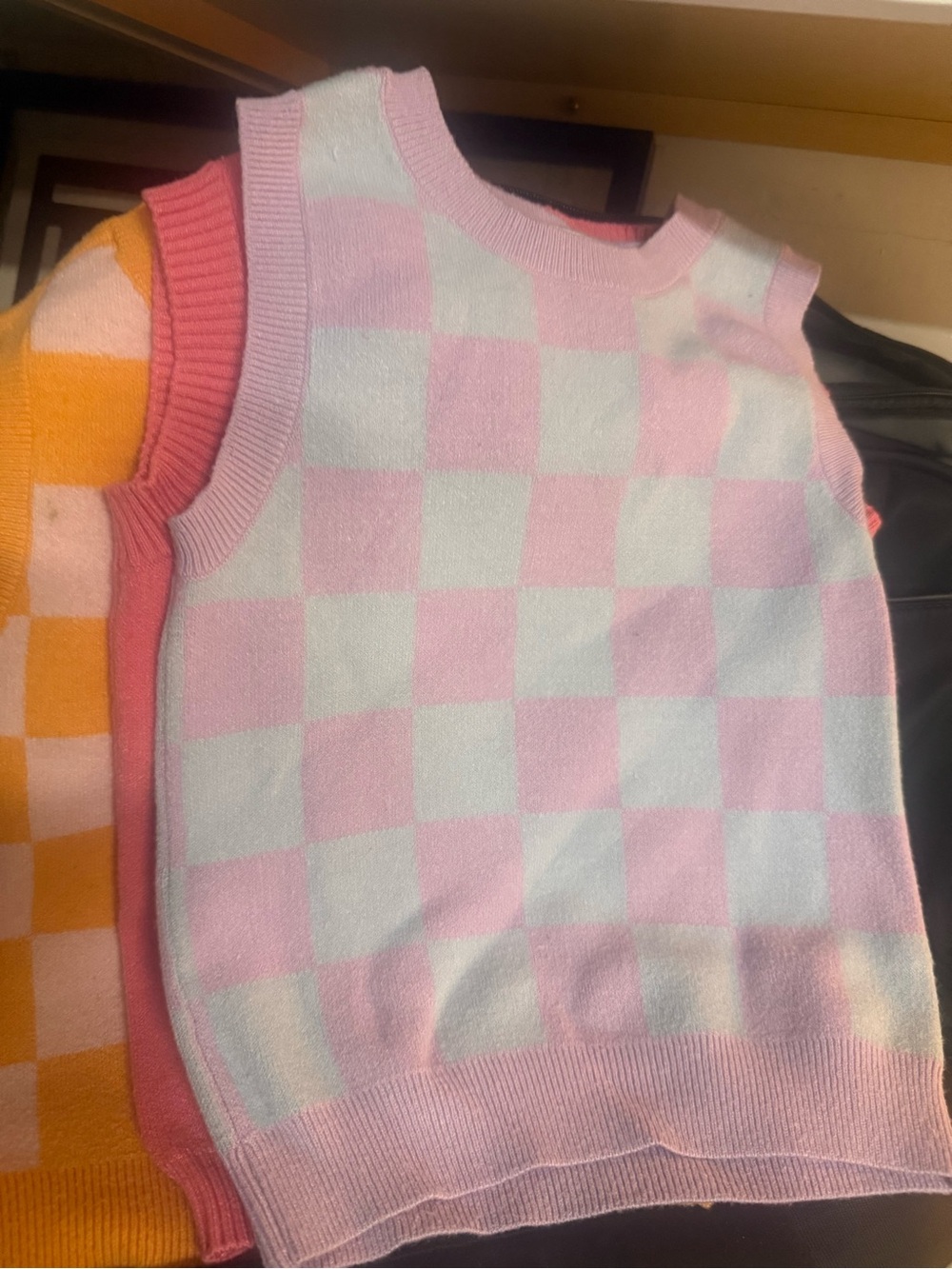 RSQ Pink Daisy and checkered Knit Sleeveless Vest Tops (set of 3!) - Picture 8 of 8